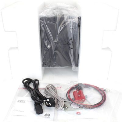 Huawei UPS2000-A-3KTTS Fornecimento de energia ininterrupto 3kVA-2.4kW Bateria incorporada 26,2KG